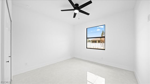 1941 NE 15th ST, Cape Coral, FL 33909