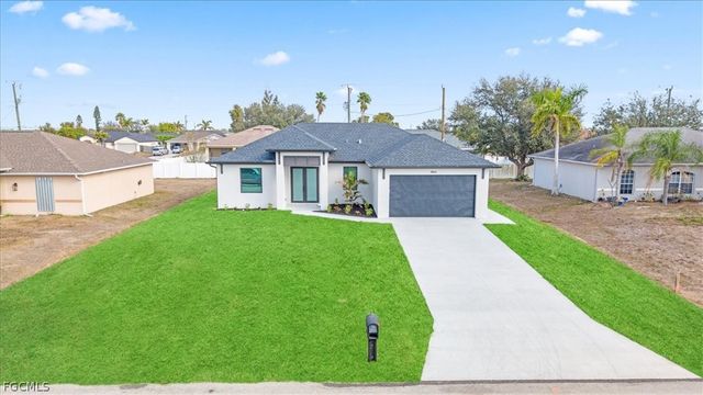 1941 NE 15th ST, Cape Coral, FL 33909