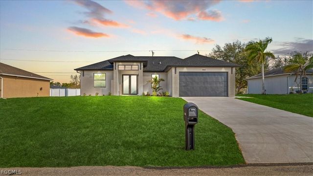 1941 NE 15th ST, Cape Coral, FL 33909