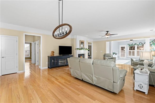 4945 Kings Common Way, Cumming, GA 30040