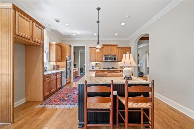 1824 WELLSLEY DR, Germantown, TN 38139