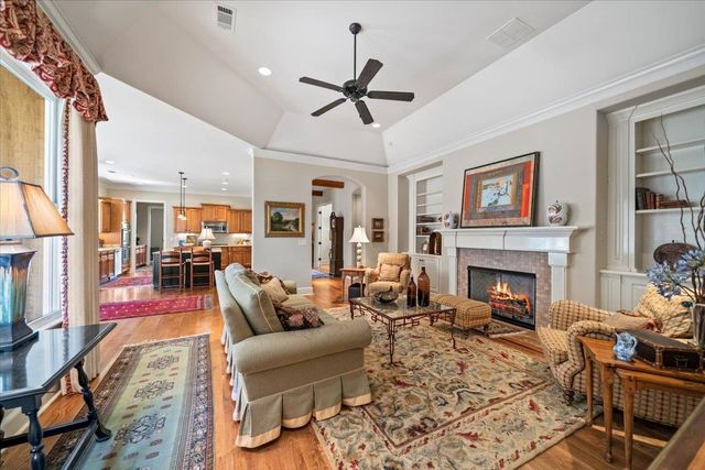 1824 WELLSLEY DR, Germantown, TN 38139