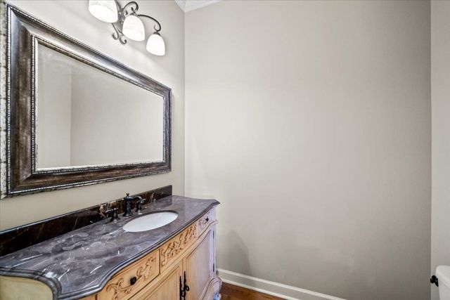 1824 WELLSLEY DR, Germantown, TN 38139