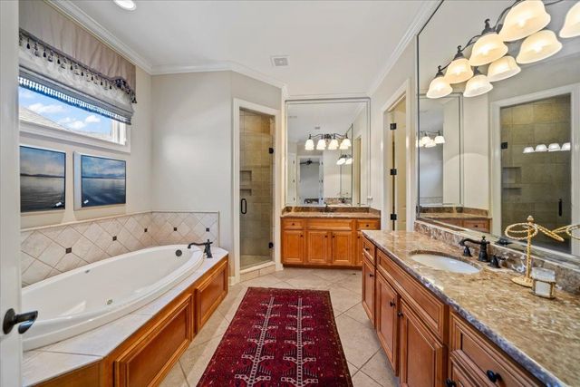 1824 WELLSLEY DR, Germantown, TN 38139