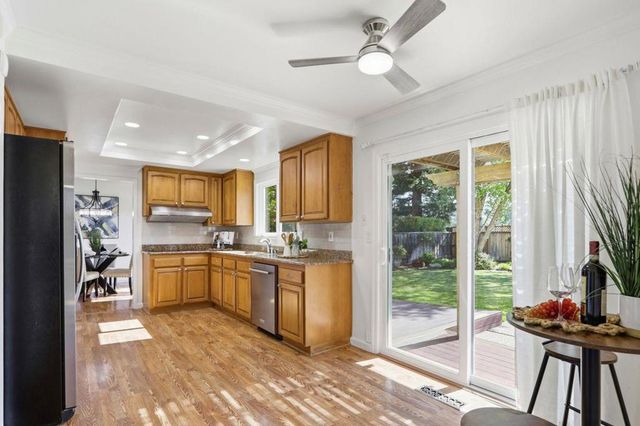 1006 Shadow Brook Drive, San Jose, CA 95120