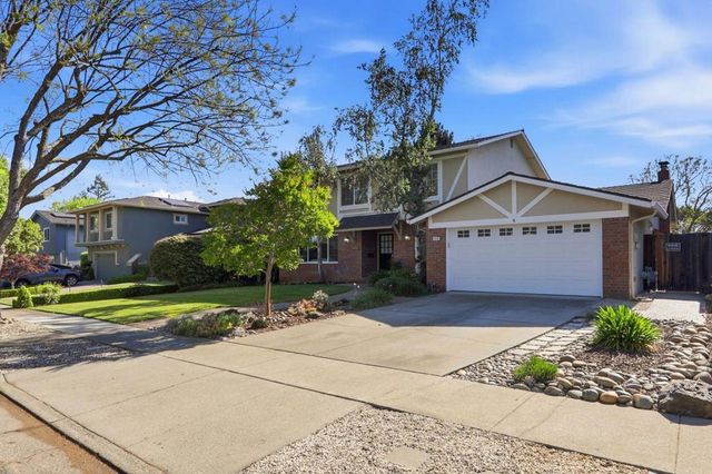 1006 Shadow Brook Drive, San Jose, CA 95120