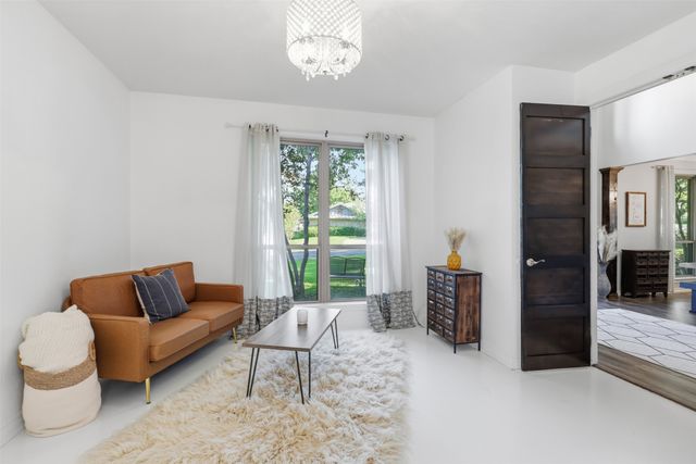 7621 Woodside Hill, Fort Worth, TX 76179