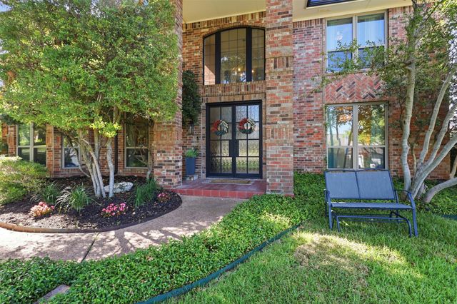 7621 Woodside Hill, Fort Worth, TX 76179