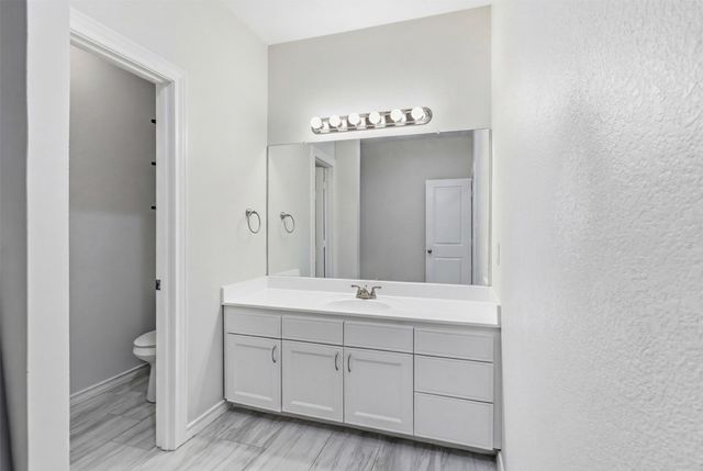 7621 Woodside Hill, Fort Worth, TX 76179