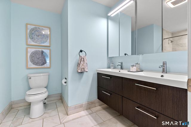 12 Linda Lane, Simsbury, CT 06070