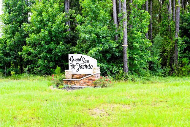 238 County Road 3545, Cleveland, TX 77327