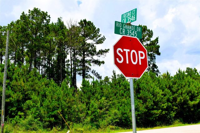 238 County Road 3545, Cleveland, TX 77327