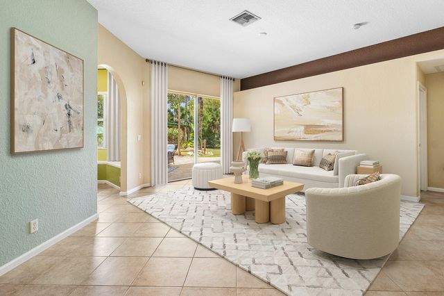 13615 61st Lane N, West Palm Beach, FL 33412