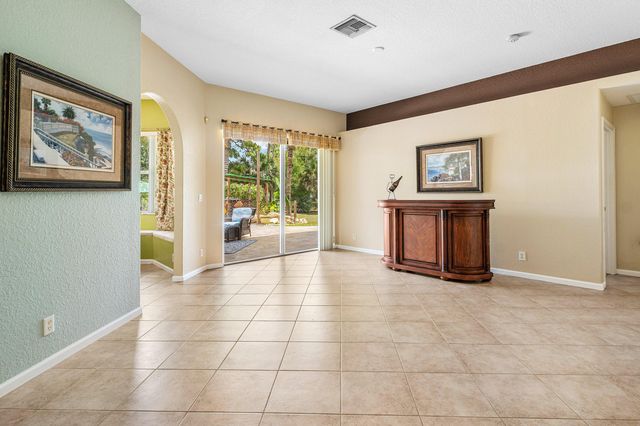 13615 61st Lane N, West Palm Beach, FL 33412