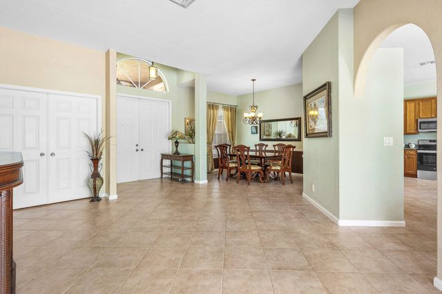 13615 61st Lane N, West Palm Beach, FL 33412