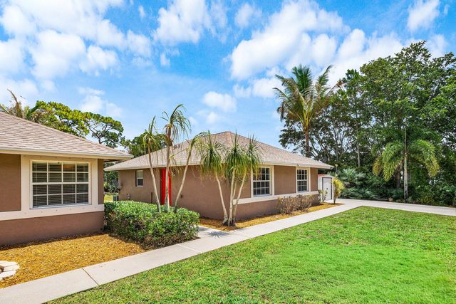 13615 61st Lane N, West Palm Beach, FL 33412