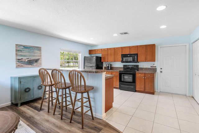 13615 61st Lane N, West Palm Beach, FL 33412