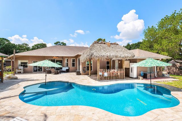 13615 61st Lane N, West Palm Beach, FL 33412