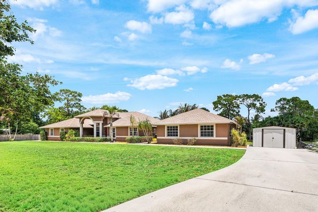 13615 61st Lane N, West Palm Beach, FL 33412