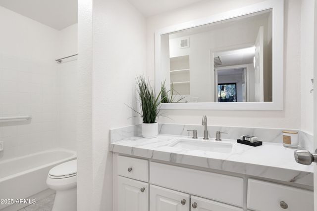 4850 E DESERT COVE Avenue 240, Scottsdale, AZ 85254