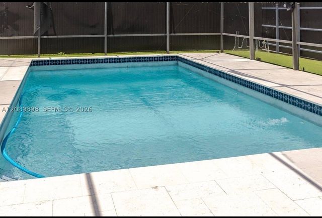 961 NE 155th Ter, North Miami Beach, FL 33162