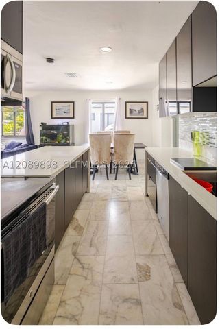 961 NE 155th Ter, North Miami Beach, FL 33162