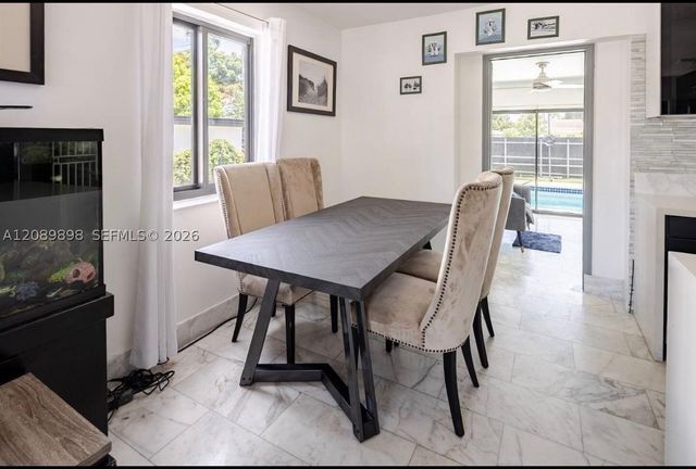 961 NE 155th Ter, North Miami Beach, FL 33162