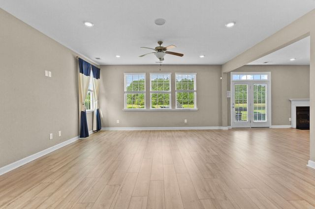 121 Lindera Preserve Boulevard, Summerville, SC 29486