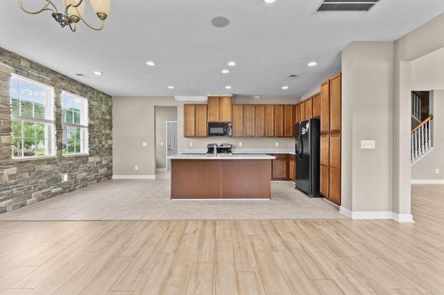 121 Lindera Preserve Boulevard, Summerville, SC 29486
