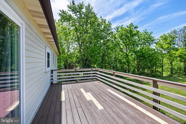 228 WOODS DRIVE, Mechanicsburg, PA 17050