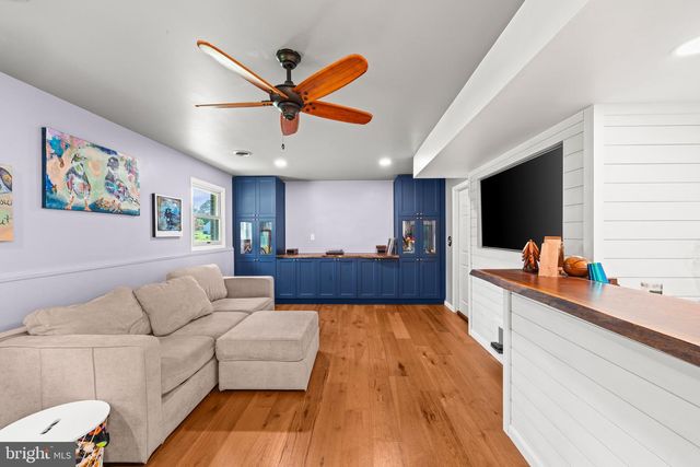 228 WOODS DRIVE, Mechanicsburg, PA 17050