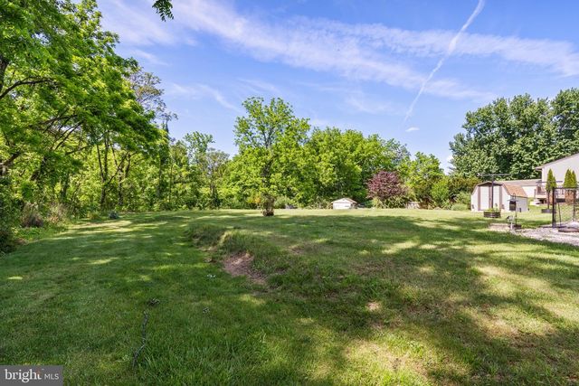 228 WOODS DRIVE, Mechanicsburg, PA 17050