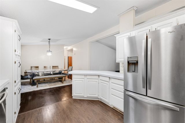 430 N Blue Creek Road, Benton Harbor, MI 49022