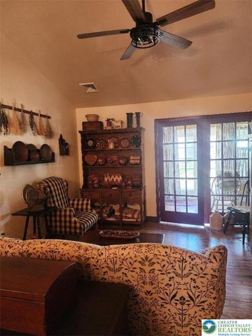 2735 Upstream Farm Road, Forks Twp, PA 18040