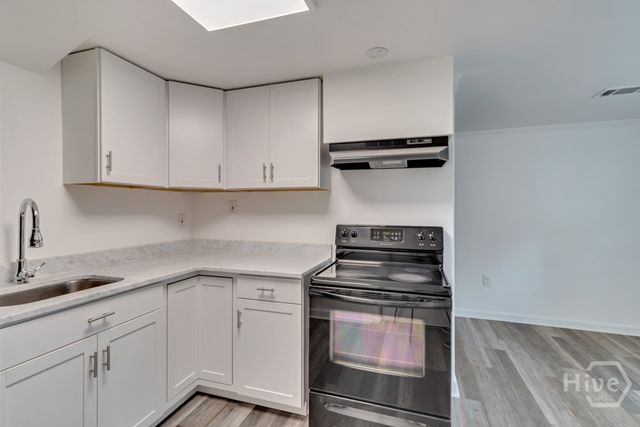 236 W Magnolia Avenue, Savannah, GA 31419