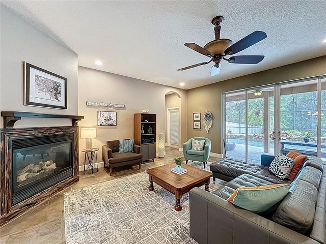 807 DAKOTA PRAIRIE COURT, Oviedo, FL 32765