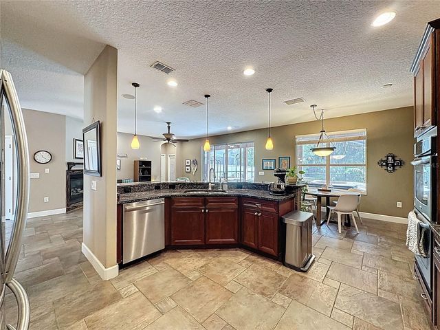 807 DAKOTA PRAIRIE COURT, Oviedo, FL 32765