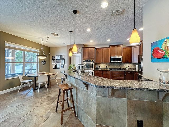 807 DAKOTA PRAIRIE COURT, Oviedo, FL 32765