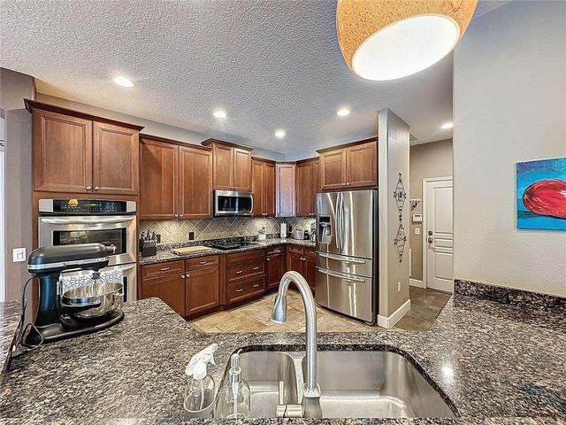 807 DAKOTA PRAIRIE COURT, Oviedo, FL 32765