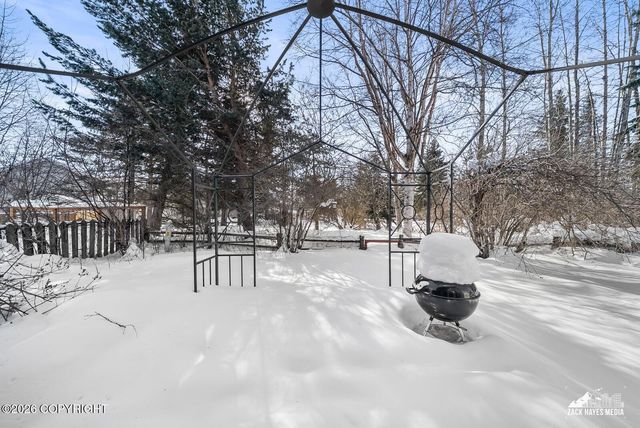 3664 Mirage Circle, Anchorage, AK 99504