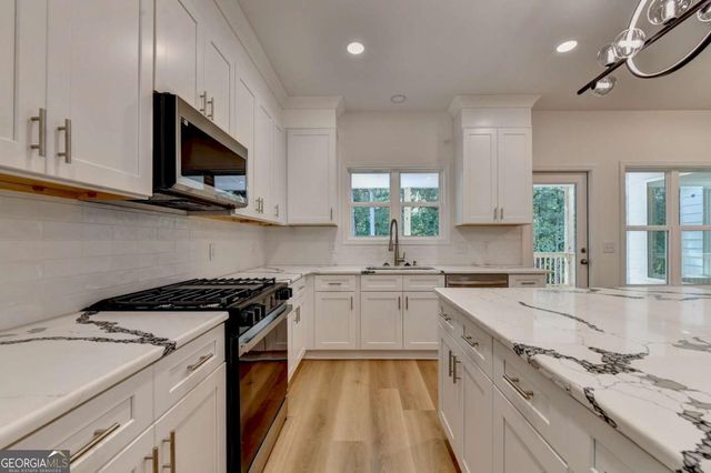 9135 Fox Trail Lane, Gainesville, GA 30506