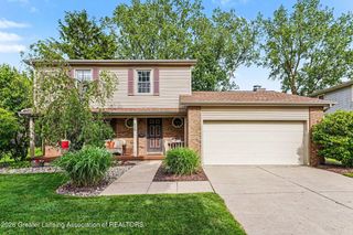 110 Stratford Drive, Mason, MI 48854