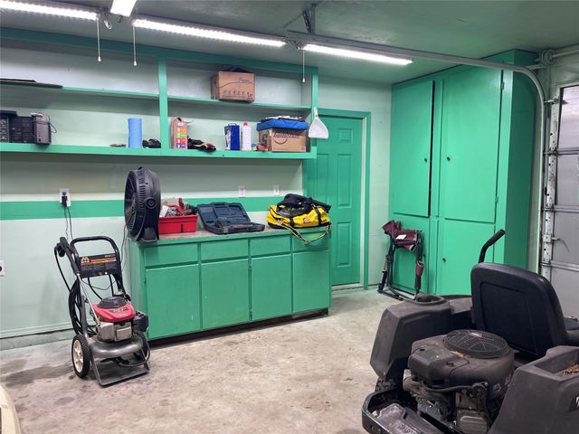 17775 S Cedar Avenue, Claremore, OK 74017