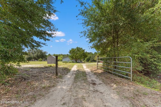 4207 FALCON RUN Lane, Middleburg, FL 32068