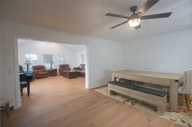 204 Greenbriar Ave, Shelbyville, TN 37160