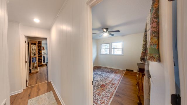 204 Greenbriar Ave, Shelbyville, TN 37160