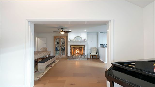 204 Greenbriar Ave, Shelbyville, TN 37160