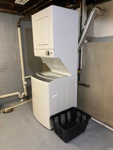 528 Dayton Avenue, Fort Wayne, IN 46807