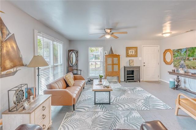 2381 Willowdale Street, Mobile, AL 36605