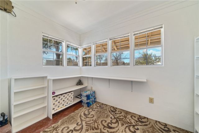 603 W Ave B, Kingsville, TX 78363